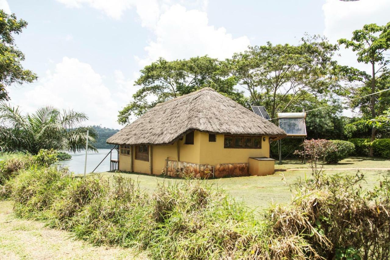 Holland Park Villa Buloba Exterior photo